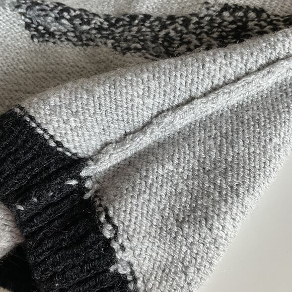 Zorro Boys Handmade Knit Jumper Sweater Large - Picture 8 of 16